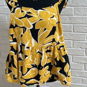 Who What Wear Sleeveless Top - Size M